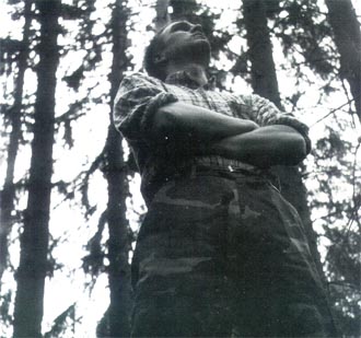 интервью ильдьярна: фото ильдьярна с альбома ildjarn показывающее норвежский лес и творца